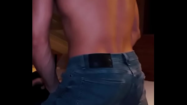 mi compa hetero se deja mamar el culo por primera vez luego me folla despues de unos tragos 3